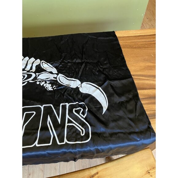 Vintage Black Flag/Banner Silk Wall Tapestry - Scorpions - Picture 6 of 10